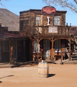 pioneertown1